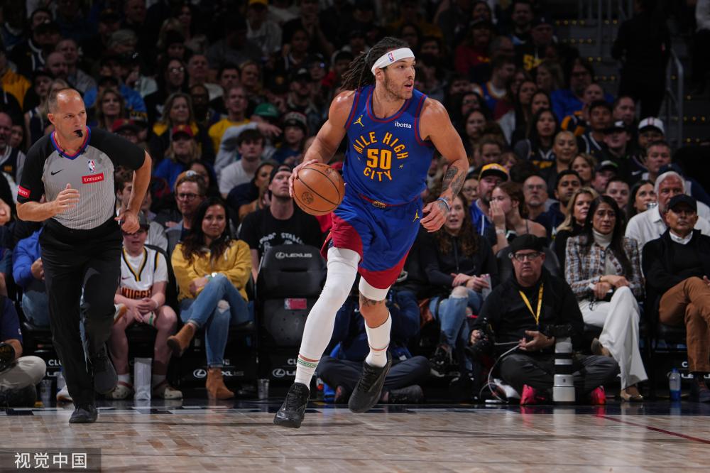 还有他在场 还有他在场